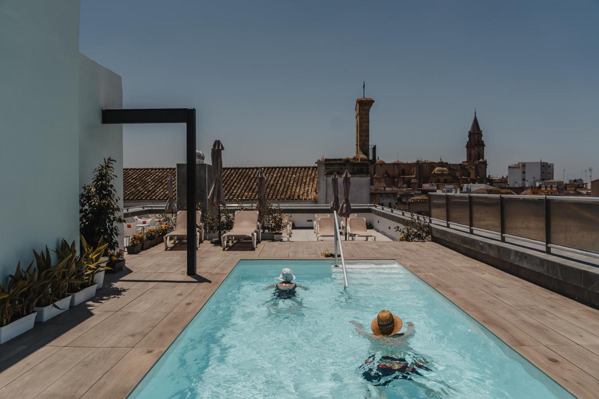 Eszentrico Jerez Aparthotel