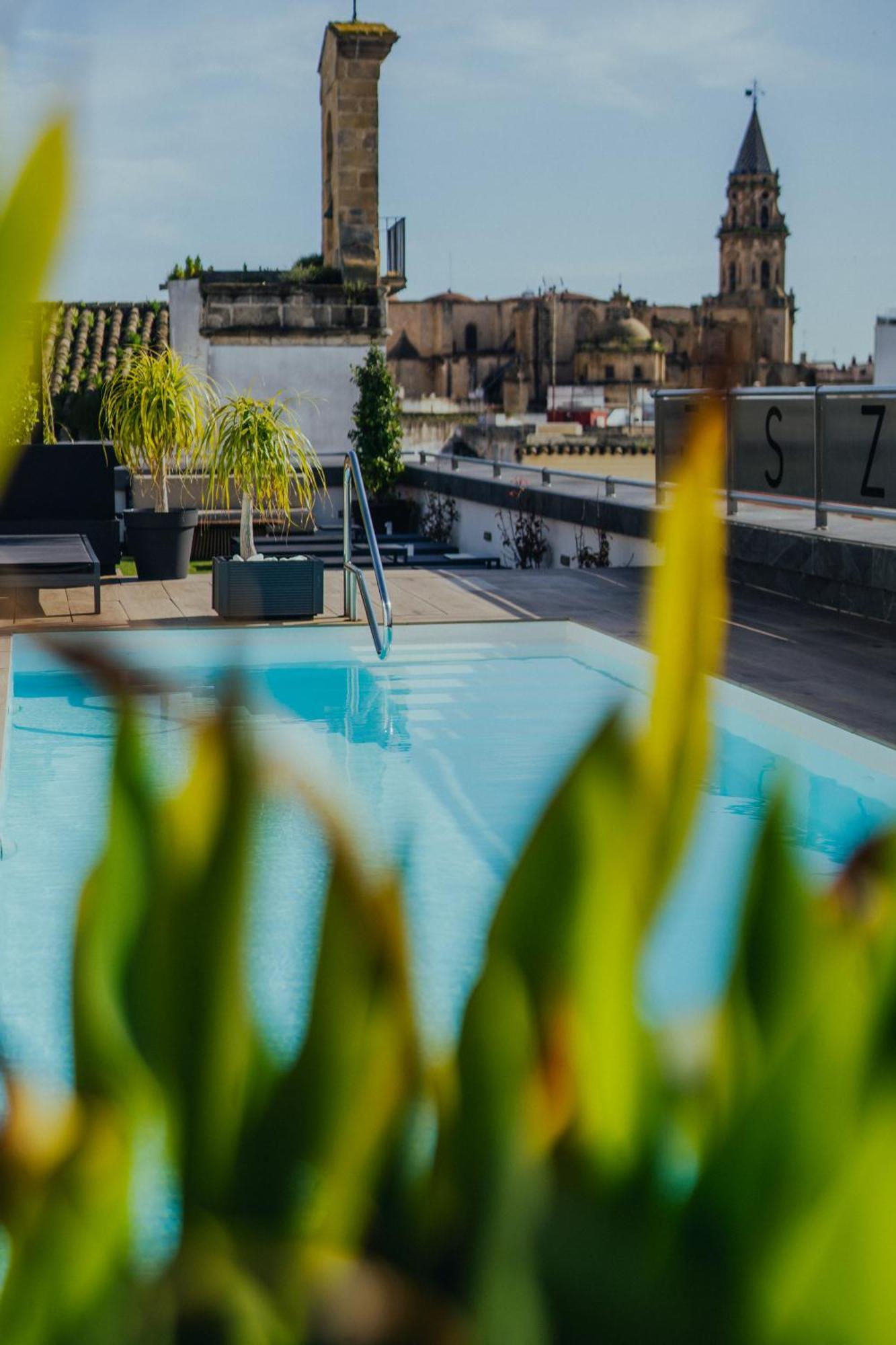 Apartahotel Eszentrico Jerez *